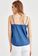 Bayan Mavi Önü Bağlama Detaylı Askılı Jean Bluz