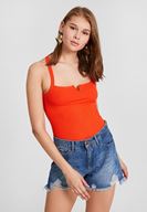 Bayan Kırmızı Sırtı Çapraz Askılı Bluz