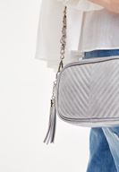 Bayan Gümüş Püskül Detaylı Askılı Çanta
