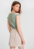 Bayan Yeşil Omuz Detaylı Biyeli Tişört