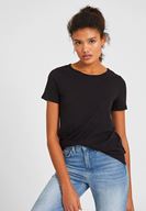 Bayan Siyah Kısa Kollu Basic Tişört