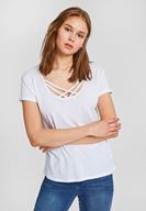 Bayan Beyaz Çapraz Biye Detaylı Tişört ( MODAL )