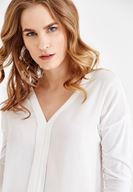 Bayan Krem V Yaka Detaylı Bluz