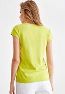Bayan Yeşil Sıfır Yaka Basic Tişört