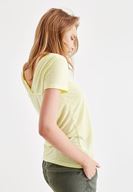 Bayan Sarı Sırt Detaylı Kısa Kollu Tişört