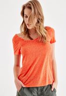 Bayan Kırmızı Sırt Detaylı Kısa Kollu Tişört