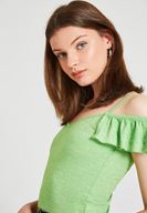 Bayan Yeşil Omuzları Fırfırlı İnce Askılı Bluz