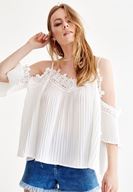 Bayan Krem Pili Detaylı Bluz