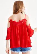Bayan Kırmızı Pili Detaylı Bluz