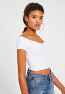 Bayan Beyaz V Yaka Crop Top