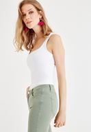 Bayan Beyaz Basic Kare Yaka Atlet