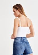 Bayan Beyaz Askılı V Yaka Atlet