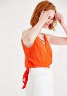 Bayan Kırmızı Sırtı Bağlama Detaylı Bluz