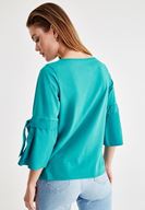 Bayan Yeşil Kolları Bağlama Detaylı Bluz