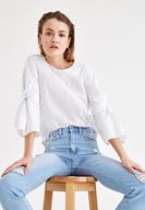 Bayan Beyaz Kolları Bağlama Detaylı Bluz