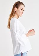 Bayan Beyaz Kolları Bağlama Detaylı Bluz