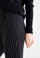 Bayan Siyah/Beyaz Çizgili Cepli Boru Paça Pantolon