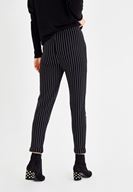 Bayan Siyah/Beyaz Çizgili Cepli Boru Paça Pantolon