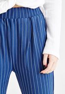 Bayan Çok Renkli Çizgili Cepli Boru Paça Pantolon