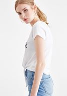 Bayan Beyaz Slogan Baskılı V Yaka Tişört