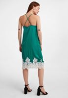 Bayan Yeşil Dantel Detaylı Saten Elbise