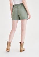 Bayan Yeşil Beli Lastikli Cep Detaylı Mini Şort