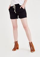 Bayan Siyah Beli Lastikli Cep Detaylı Mini Şort