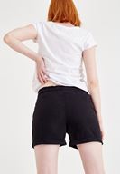 Bayan Siyah Beli Lastikli Cep Detaylı Mini Şort