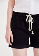 Bayan Siyah Beli Lastikli Cep Detaylı Mini Şort