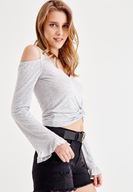 Bayan Gri Kolları Fırfır Detaylı Tişört