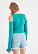 Bayan Yeşil Kolları Fırfır Detaylı Tişört