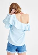 Bayan Mavi Düşük Omuzlu Fırfır Detaylı Bluz