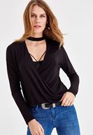 Bayan Siyah Choker Yakalı Kruvaze Bluz