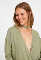 Bayan Yeşil Choker Yakalı Kruvaze Bluz