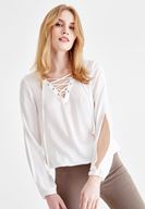 Bayan Krem Önü Bağlamalı Kol Detaylı Bluz