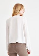 Bayan Krem Önü Bağlamalı Kol Detaylı Bluz