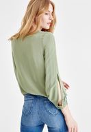 Bayan Yeşil Önü Bağlamalı Kol Detaylı Bluz