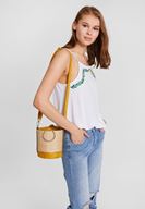 Bayan Beyaz İşlemeli Askılı Bluz