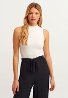 Bayan Krem Balıkçı Yaka Atlet