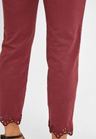 Bayan Bordo Nakış Detaylı Orta Bel Pantolon