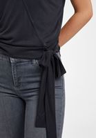 Bayan Siyah Kruvaze Yaka Bağlamalı Tişört