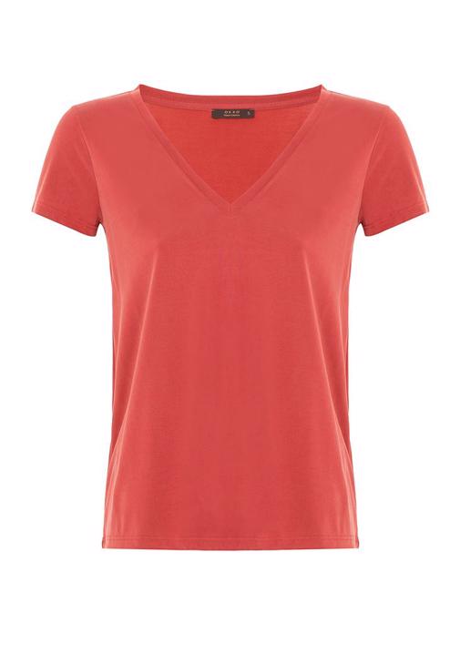 Yumuşak Tuşeli Tişört ve Mom Jean Kombini