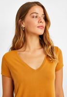 Bayan Turuncu Yumuşak Tuşeli V Yaka Tişört
