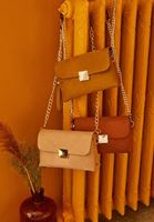 Bayan Krem Toka Detaylı Süet Çanta