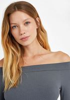 Bayan Gri Bot Yaka Uzun Kollu Bluz