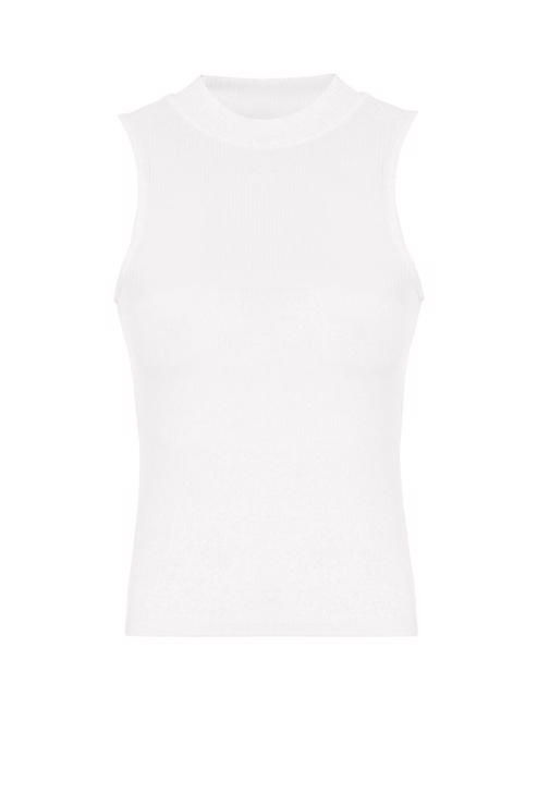 Skinny Pantolon ve Balıkçı Yaka Atlet Kombini