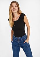 Bayan Siyah Kayık Yaka Kısa Kollu Tişört