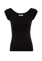 Bayan Siyah Kayık Yaka Kısa Kollu Tişört