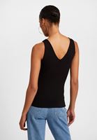 Bayan Siyah V Yaka Atlet