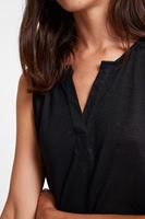 Bayan Siyah Keten V Yaka Tişört